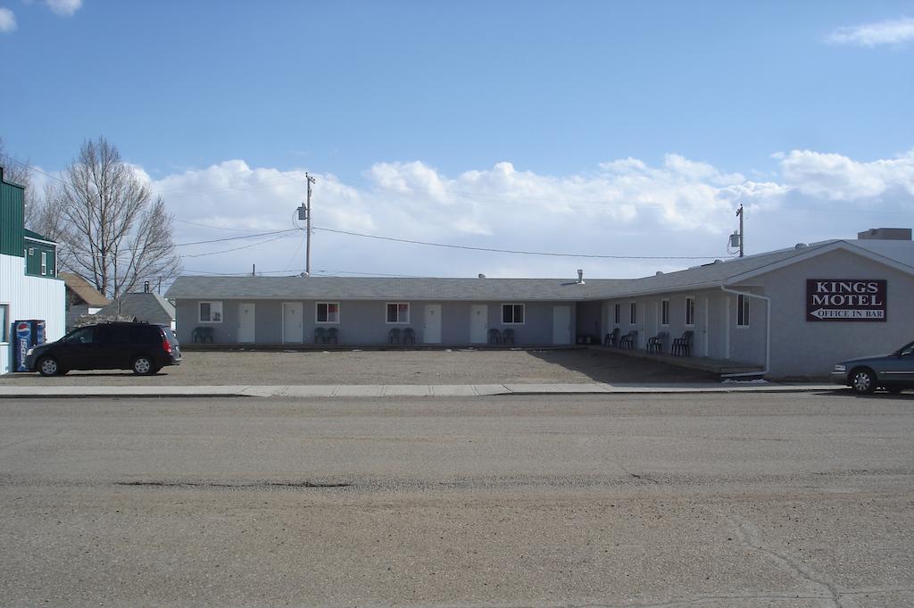 King'S Hotel & Motel By Elevate Rooms Shaunavon Eksteriør bilde