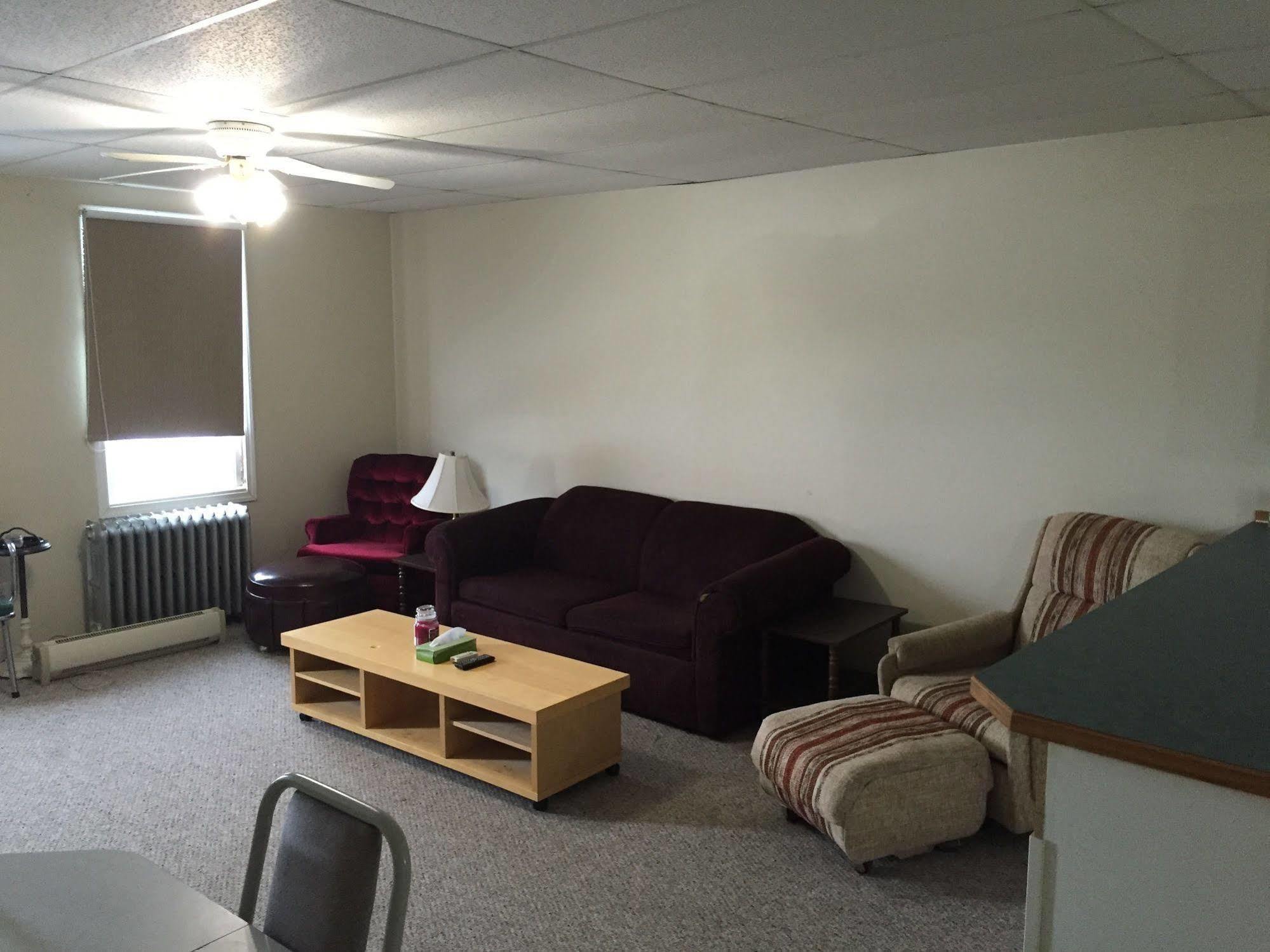 King'S Hotel & Motel By Elevate Rooms Shaunavon Eksteriør bilde