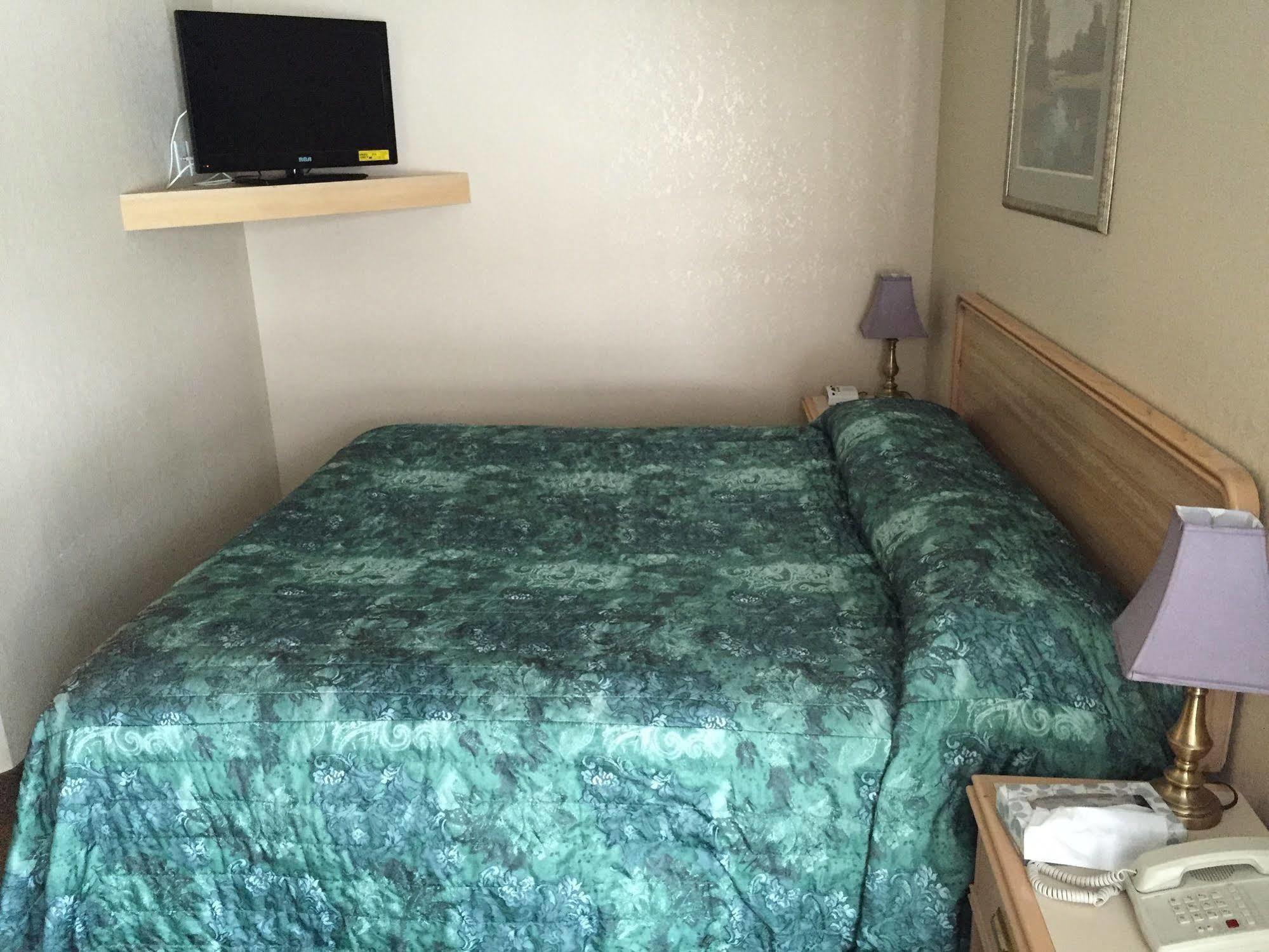 King'S Hotel & Motel By Elevate Rooms Shaunavon Eksteriør bilde